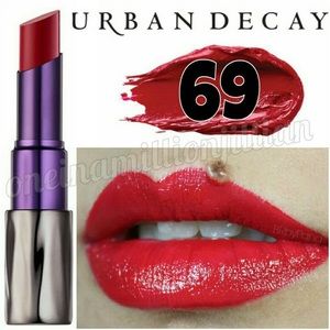 URBAN DECAY LIPSTICK AND LIP LINER “69”